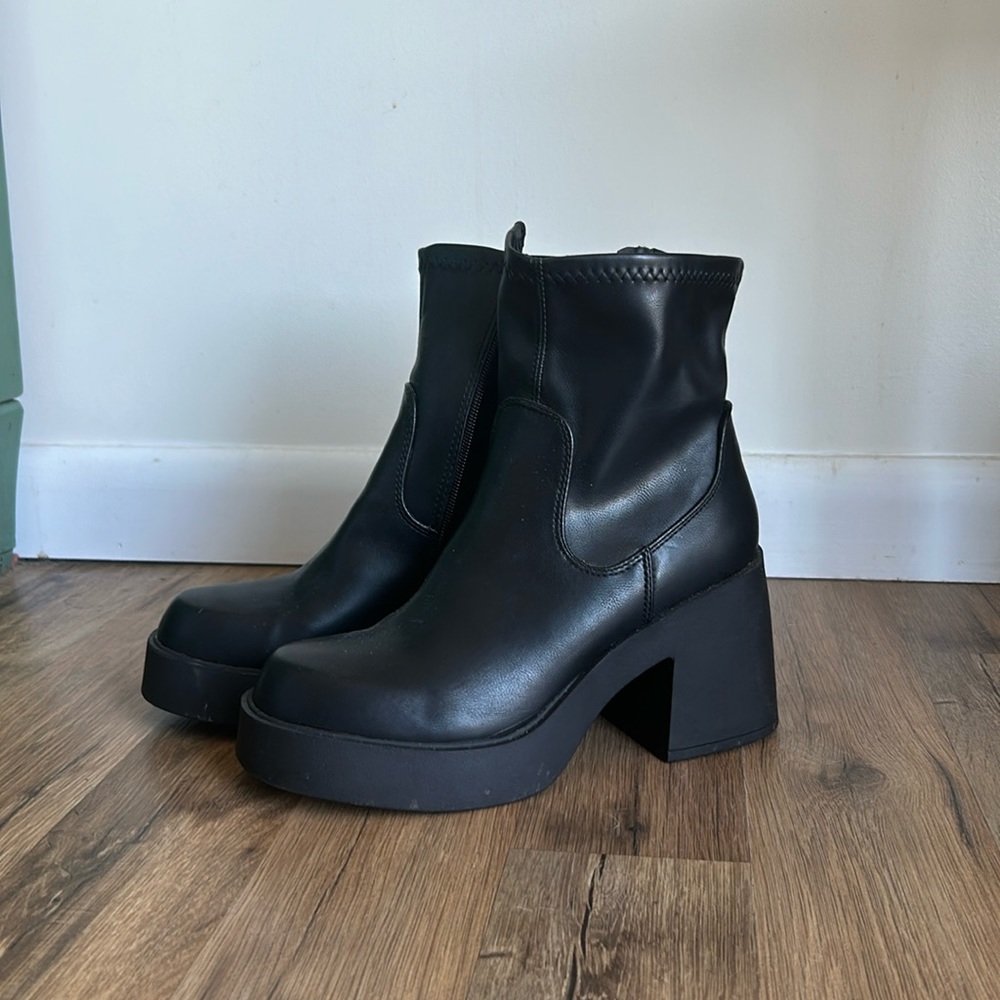 Madden Girl Boots